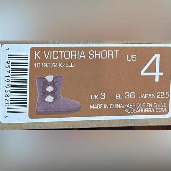 kookaburra by Ugg Victoria Short Grape Size 4 New - Picture 7 of 7